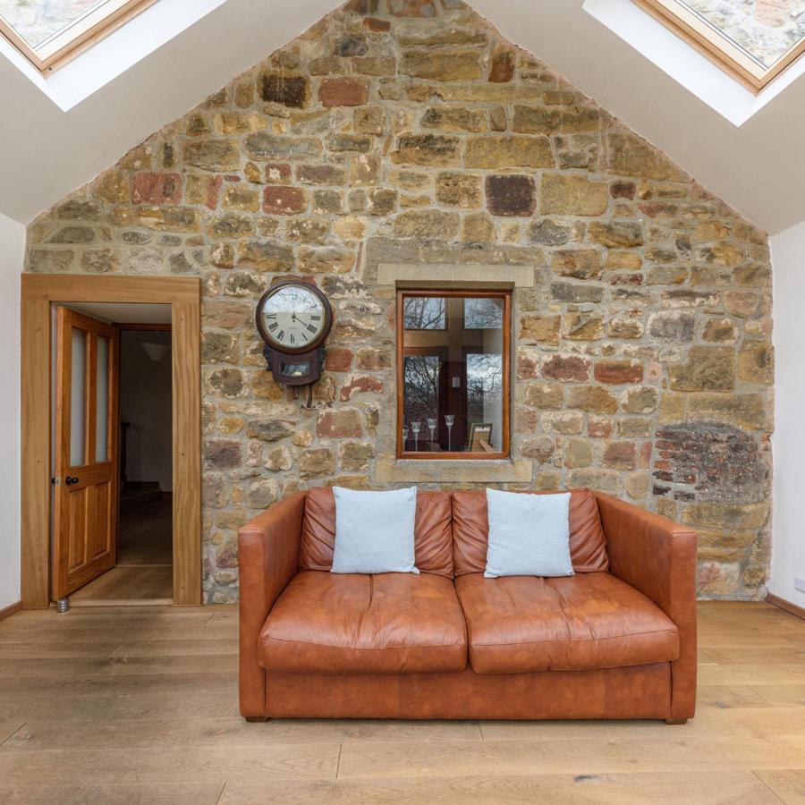 10 Bed Stunning House In Village, With Hot Tub Ovingham エクステリア 写真