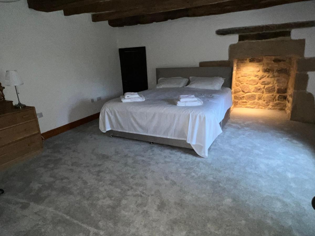10 Bed Stunning House In Village, With Hot Tub Ovingham エクステリア 写真